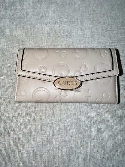Billetera logos Guess beige - Mariana Pineda Encargos
