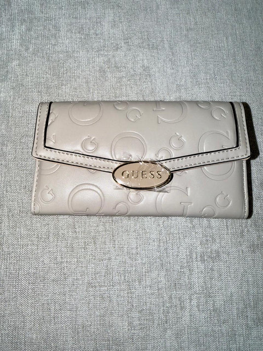 Billetera logos Guess beige - Mariana Pineda Encargos