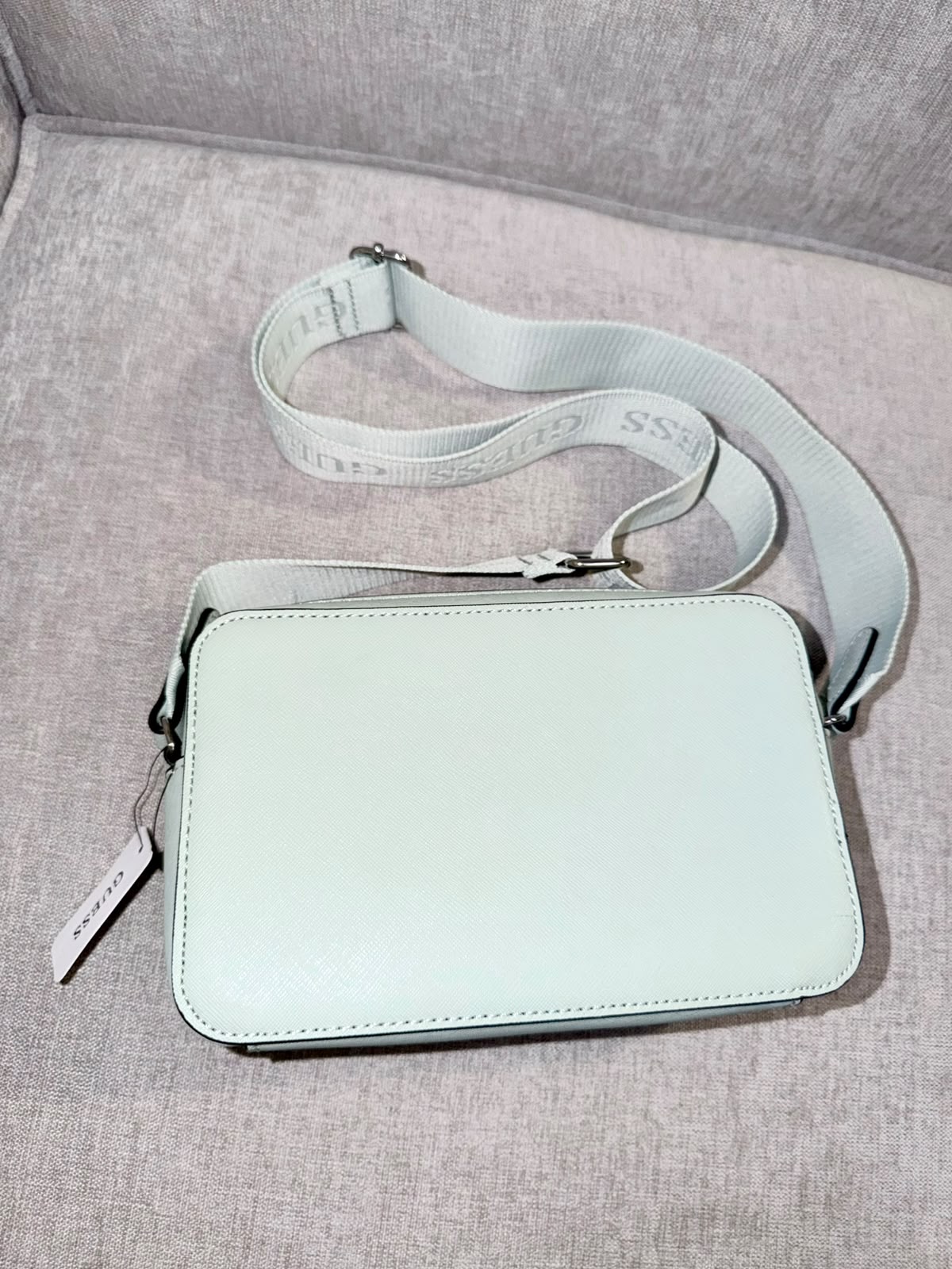 Bolso manos libres Guess verde menta - Mariana Pineda Encargos
