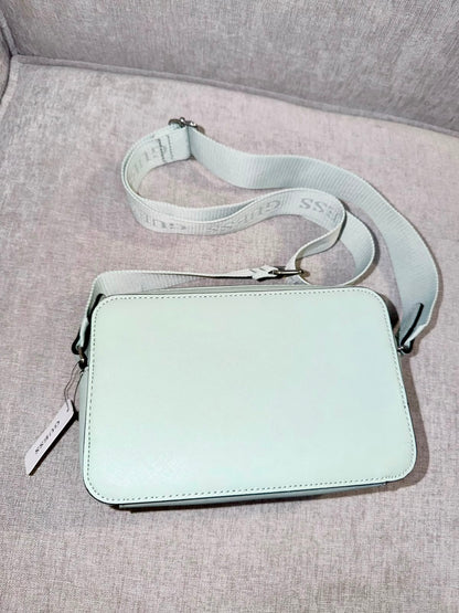 Bolso manos libres Guess verde menta - Mariana Pineda Encargos