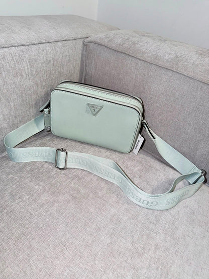 Bolso manos libres Guess verde menta - Mariana Pineda Encargos