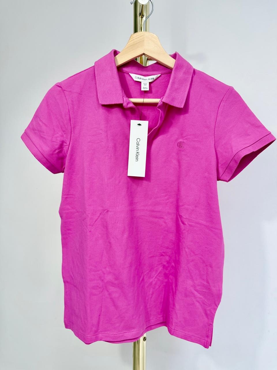 Camiseta Calvin Klein fucsia mujer - Mariana Pineda Encargos