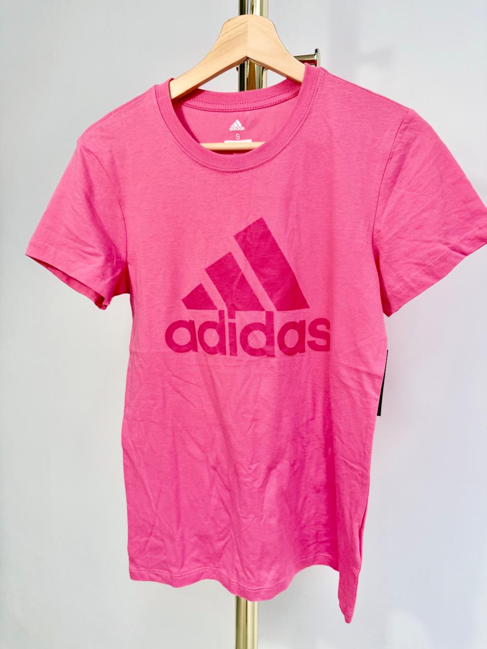 Camiseta Adidas rosada mujer - Mariana Pineda Encargos