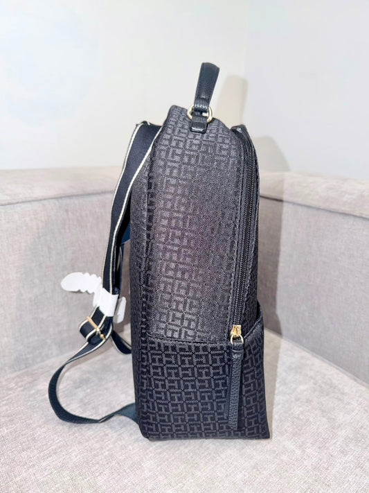 Mochila Tommy Hilfiger logos negro - Mariana Pineda Encargos