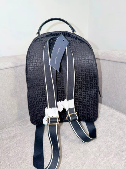 Mochila Tommy Hilfiger logos negro - Mariana Pineda Encargos