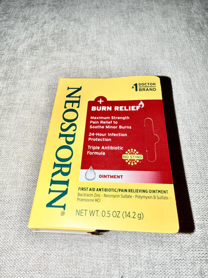 Neosporin + Pomada de doble acción para alivio de quemaduras