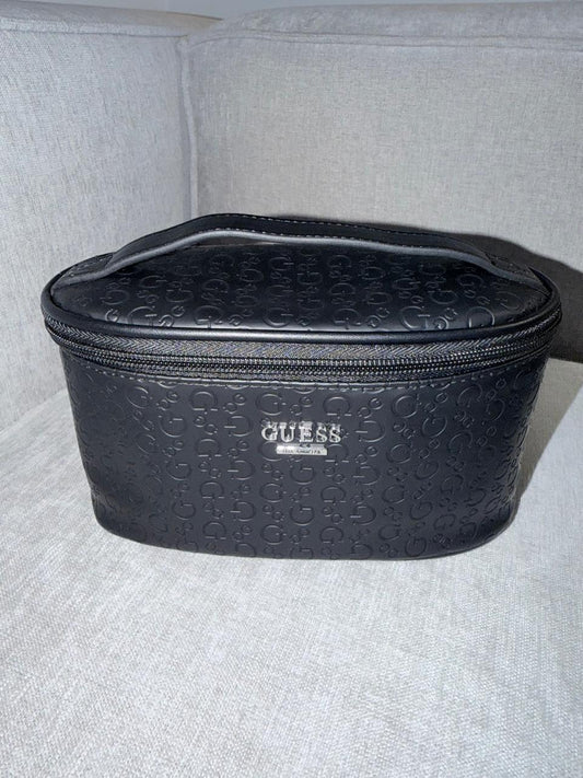 Organizador multiusos GUESS negro - Mariana Pineda Encargos
