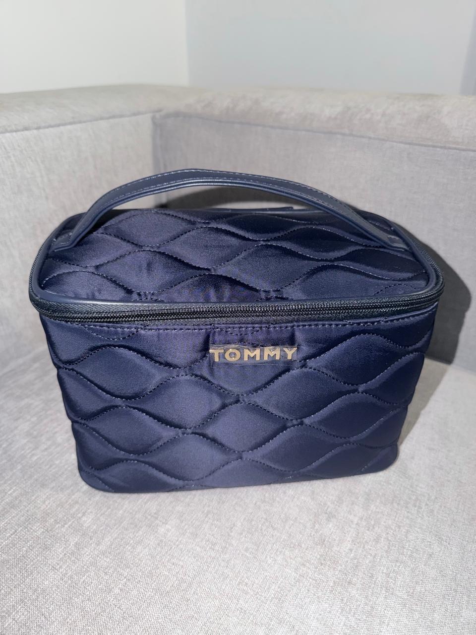 Organizador multiusos abullonado Tommy Hilfiger azul - Mariana Pineda Encargos