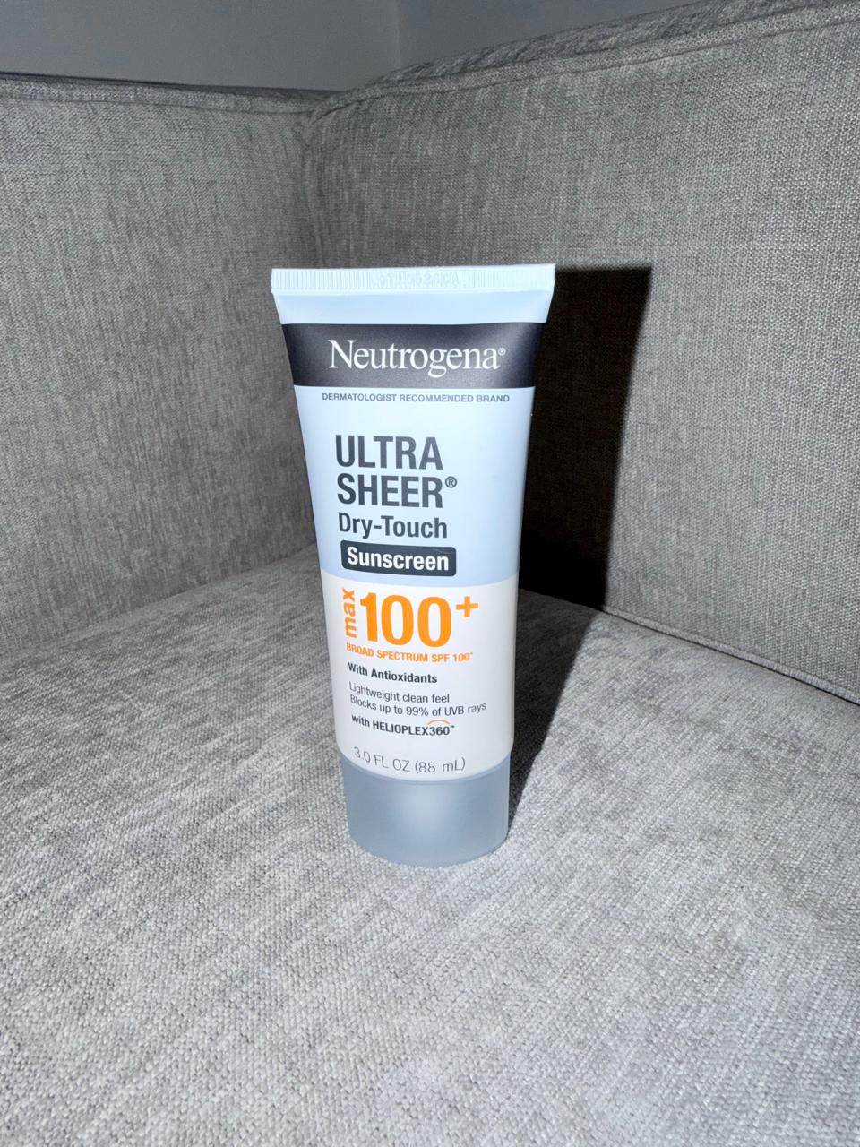 Protector solar facial Ultrasheer toque seco SPF 100+ - Neutrogena