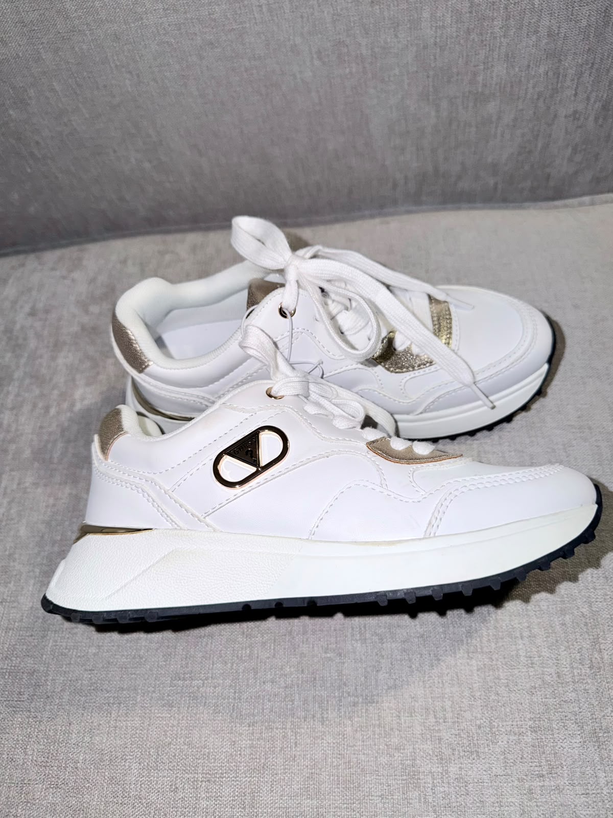 Tenis - Guess