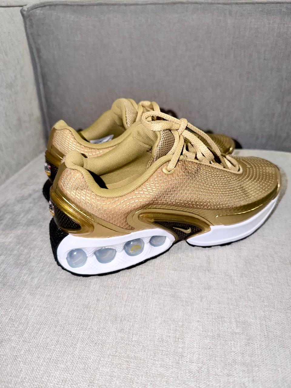 Tenis Air Max DN - Nike