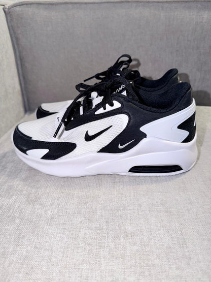 Tenis Nike Air Max Bolt